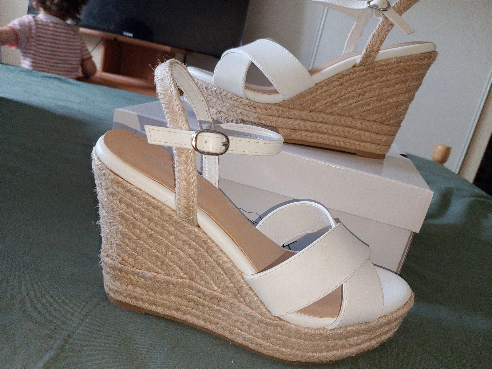 Sandales compensées blanches Catwalk - Pointure 36 - Neuves